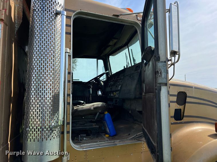 image for item MY9679 1988 Kenworth T800  dump truck