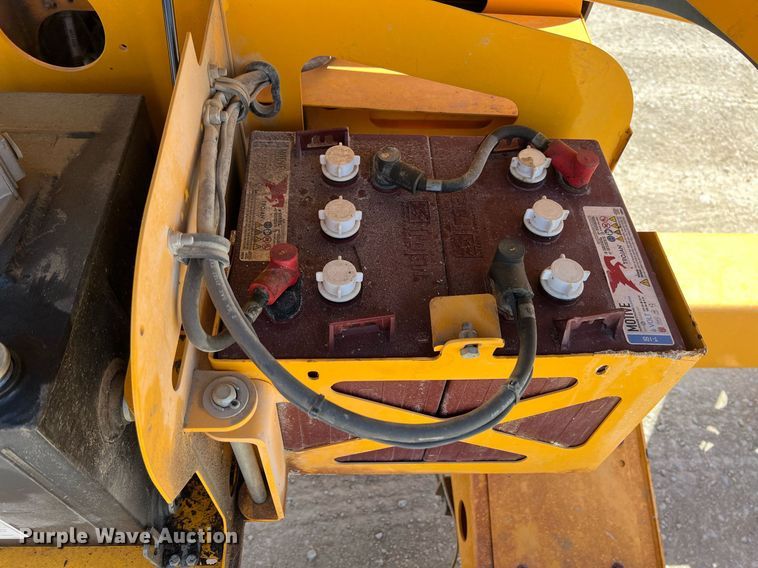 image for item MY9716 2017 Haulotte 4527A  boom lift