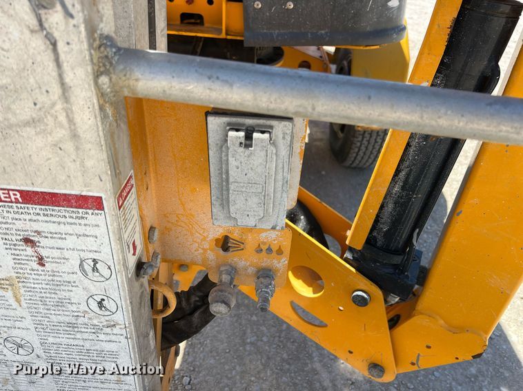 image for item MY9716 2017 Haulotte 4527A  boom lift