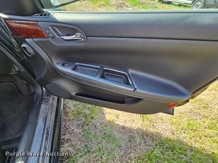 image for item DK1752 2009 Chevrolet Impala LS