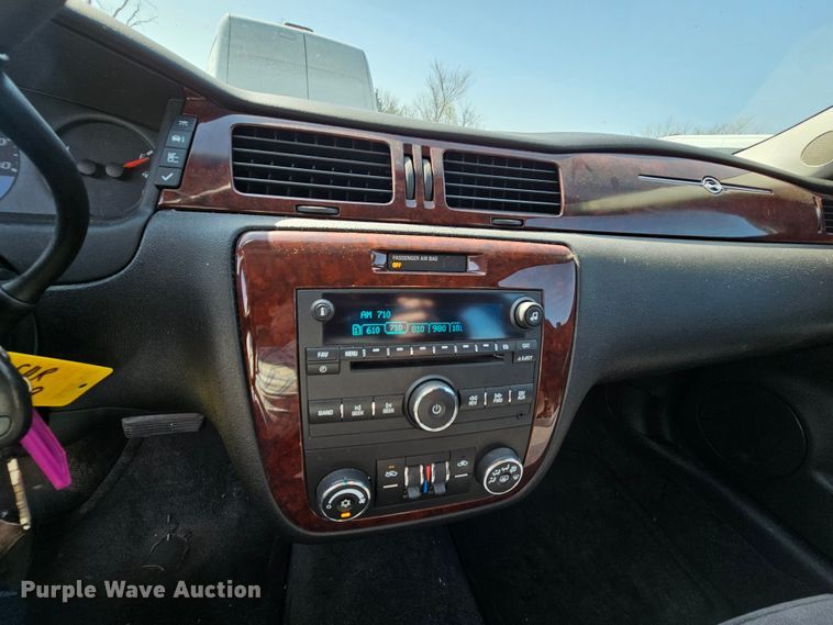 image for item DK1752 2009 Chevrolet Impala LS