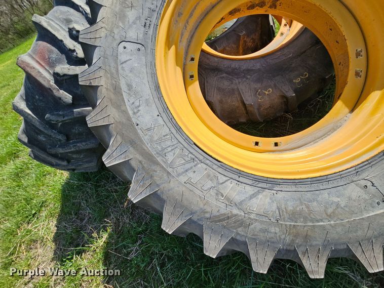 image for item DK1753 (5) tires and wheels