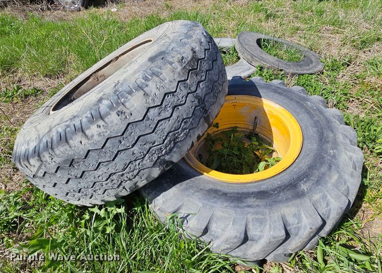 image for item DK1754 (28) tires