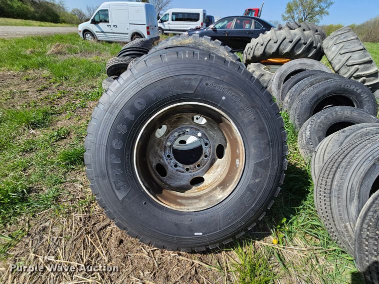 image for item DK1754 (28) tires