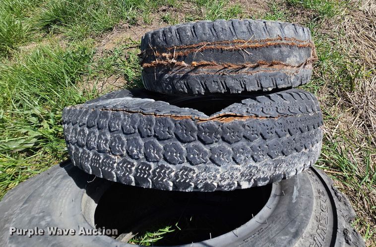 image for item DK1754 (28) tires