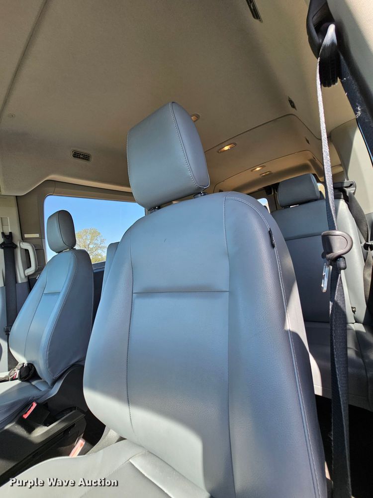 image for item DK1755 2017 Ford Transit 350  van