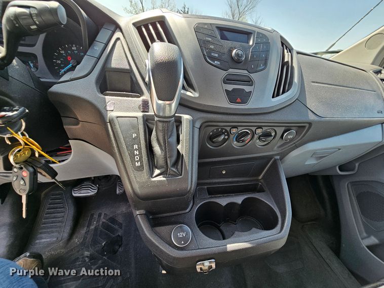 image for item DK1755 2017 Ford Transit 350  van