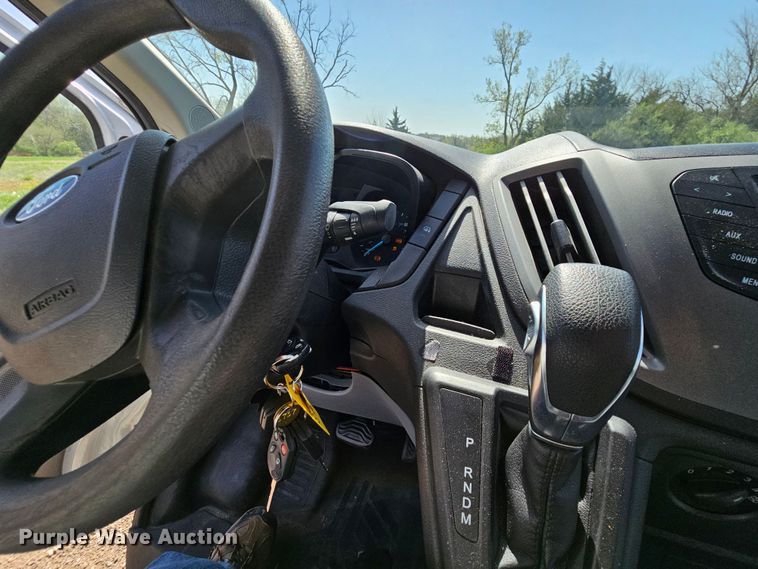 image for item DK1755 2017 Ford Transit 350  van