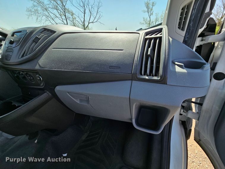 image for item DK1755 2017 Ford Transit 350  van