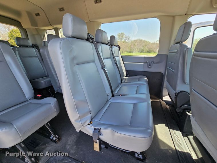 image for item DK1755 2017 Ford Transit 350  van