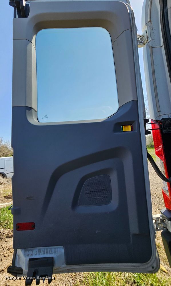 image for item DK1755 2017 Ford Transit 350  van