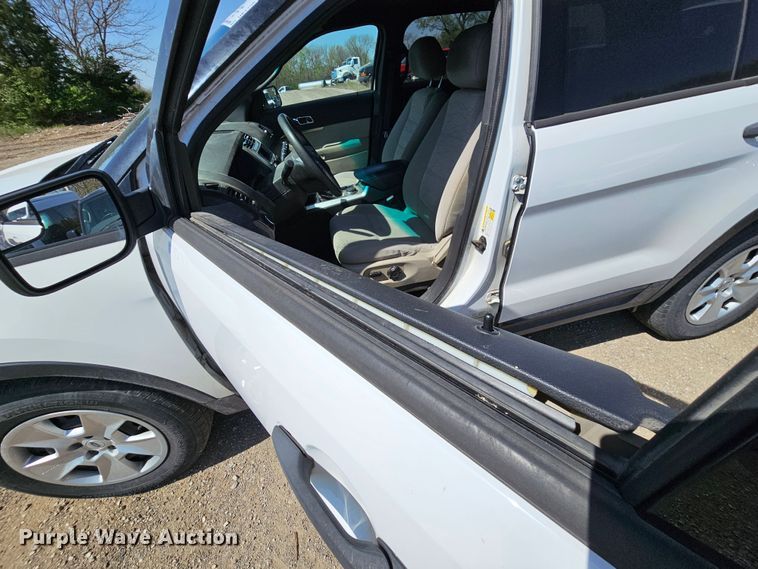 image for item DK1756 2013 Ford Explorer  SUV