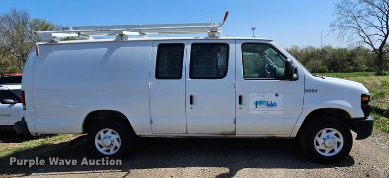 image for item DK1757 2008 Ford E350 Super Duty  van