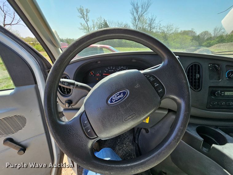 image for item DK1757 2008 Ford E350 Super Duty  van