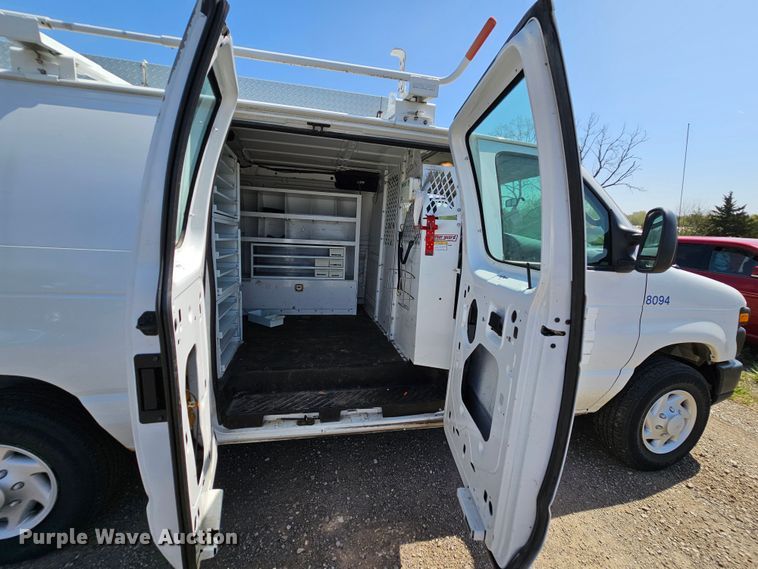 image for item DK1757 2008 Ford E350 Super Duty  van