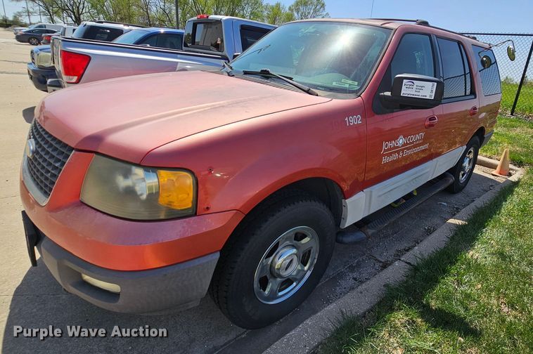 image for item DK1760 2003 Ford Expedition XLT  SUV