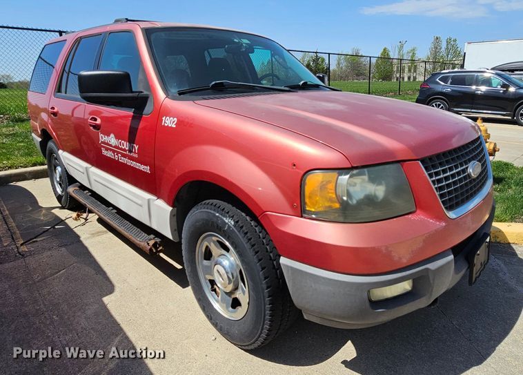 image for item DK1760 2003 Ford Expedition XLT  SUV