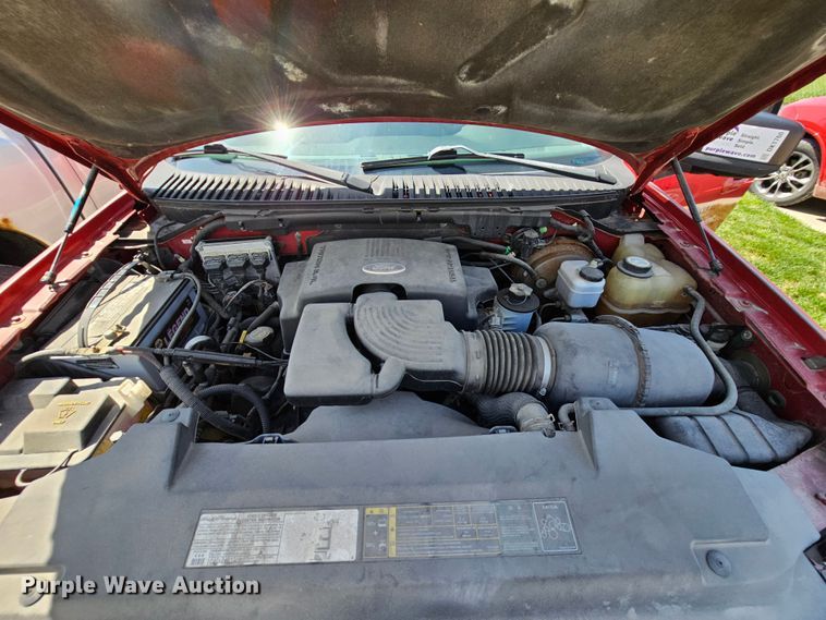 image for item DK1760 2003 Ford Expedition XLT  SUV