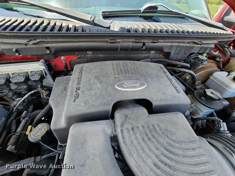 image for item DK1760 2003 Ford Expedition XLT  SUV