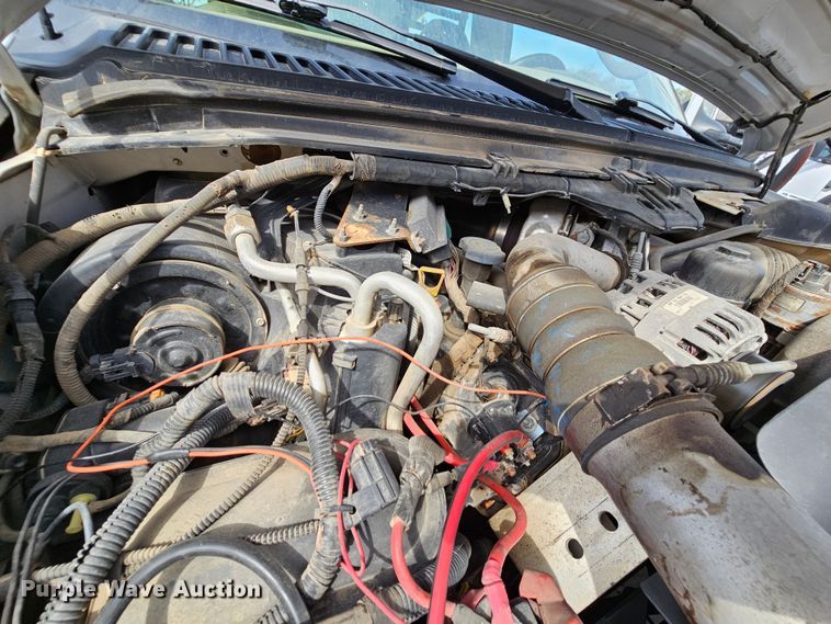 image for item DK1770 2006 Ford F350 Super Duty XLT  flatbed pickup truck