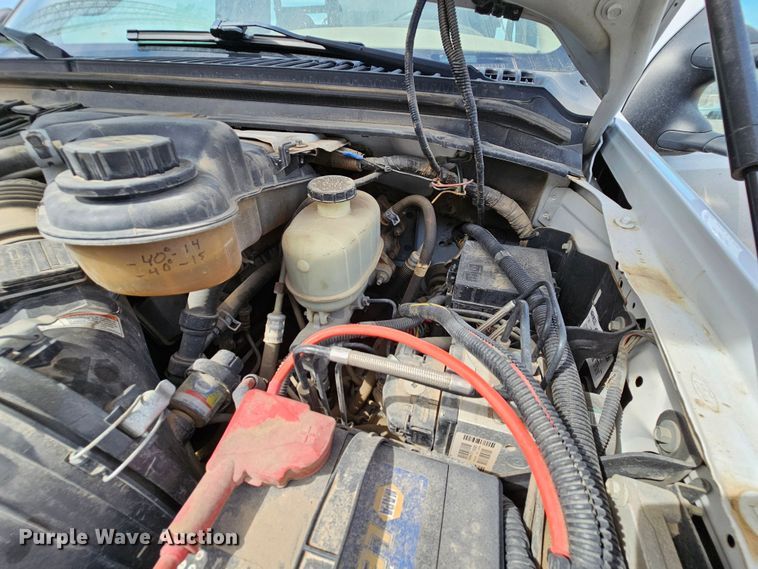 image for item DK1770 2006 Ford F350 Super Duty XLT  flatbed pickup truck