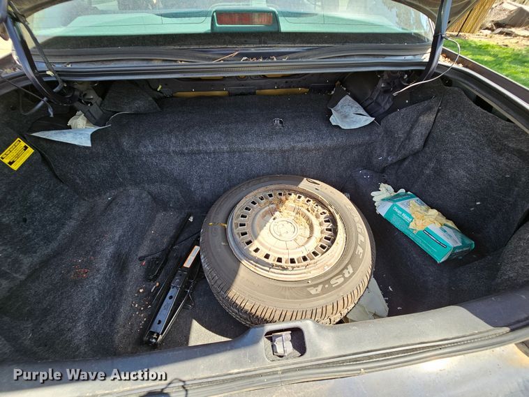 image for item DK1772 1999 Ford Crown Victoria Police Interceptor