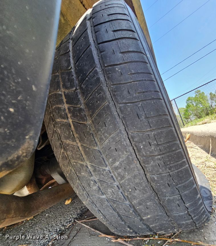 image for item DK1772 1999 Ford Crown Victoria Police Interceptor