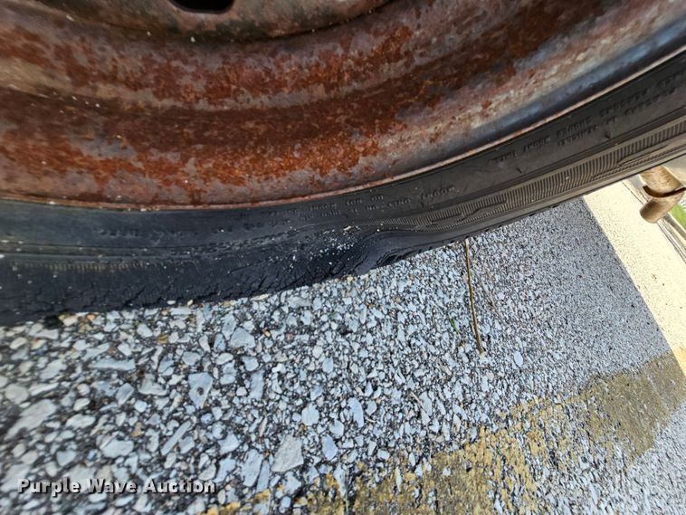 image for item DK1772 1999 Ford Crown Victoria Police Interceptor