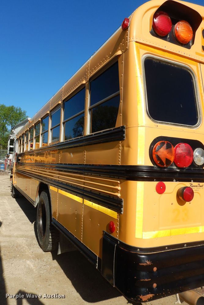 image for item DK1773 2003 Blue Bird  school bus