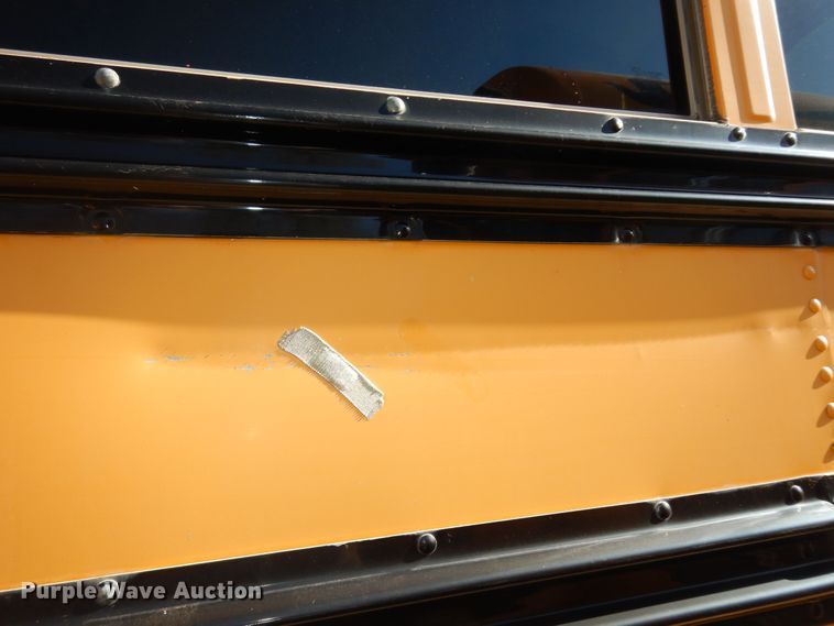 image for item DK1773 2003 Blue Bird  school bus