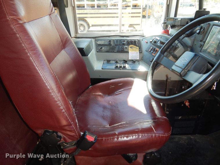 image for item DK1773 2003 Blue Bird  school bus