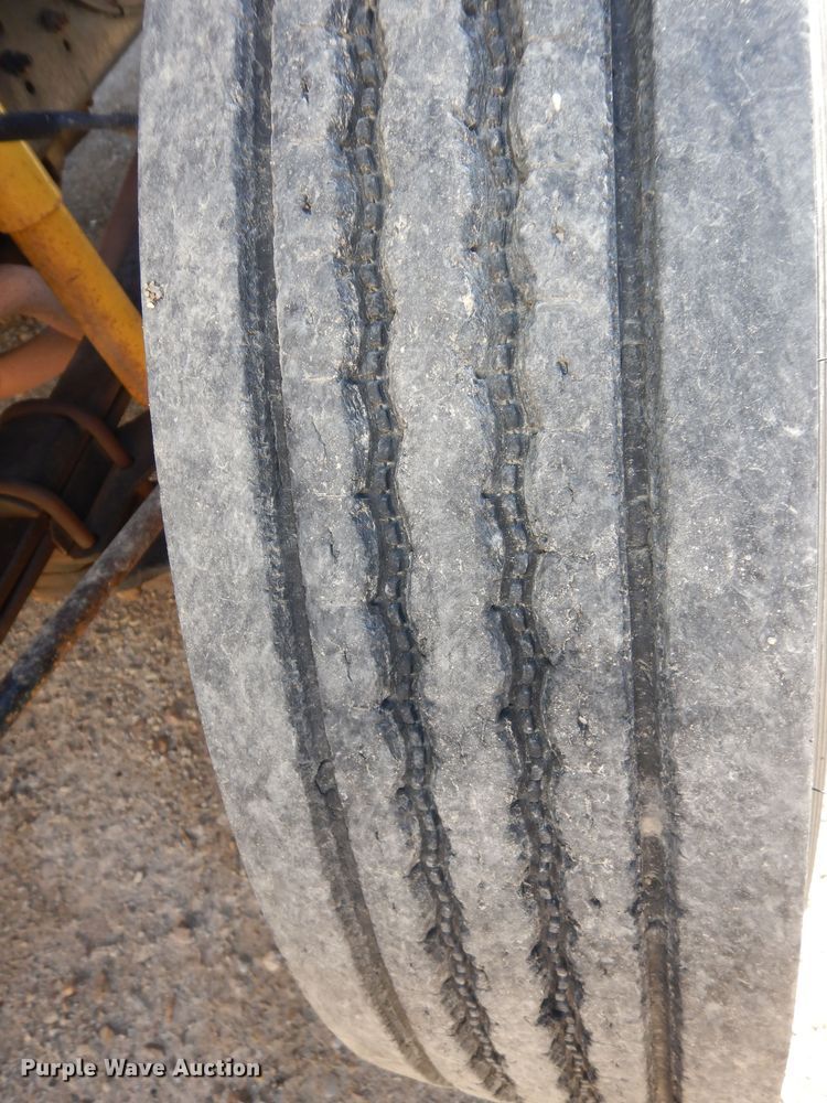 image for item DK1773 2003 Blue Bird  school bus