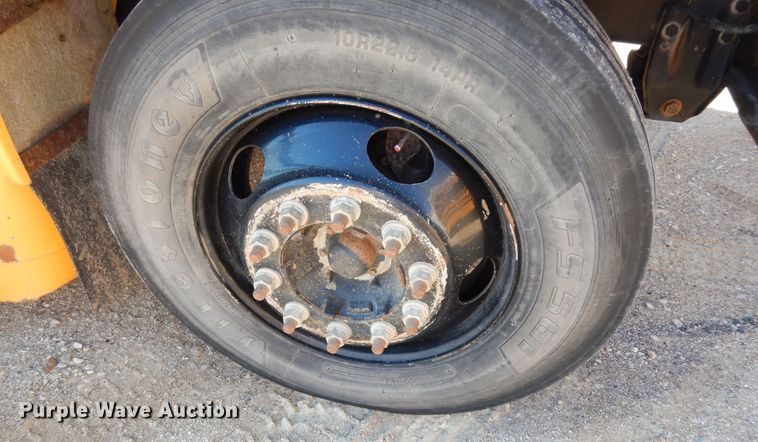 image for item DK1773 2003 Blue Bird  school bus