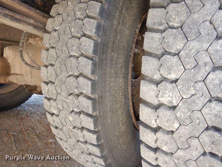 image for item DK1773 2003 Blue Bird  school bus