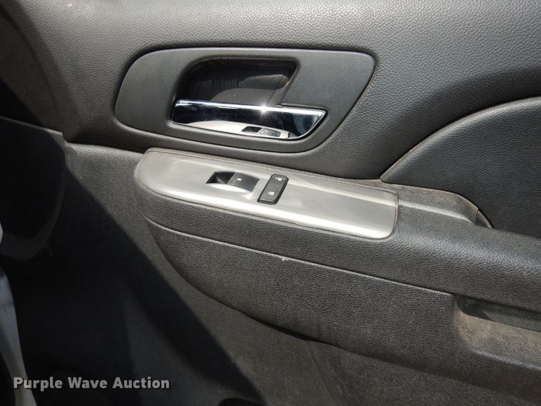 image for item DK1776 2012 Chevrolet Suburban 1500  SUV