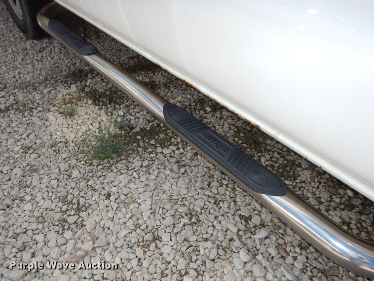 image for item DK1777 2006 Chevrolet Suburban 1500  SUV