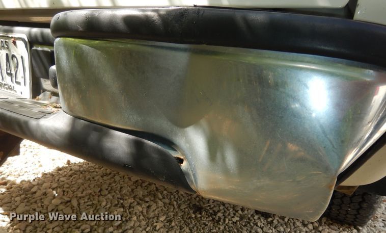 image for item DK1777 2006 Chevrolet Suburban 1500  SUV