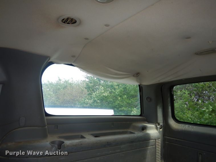 image for item DK1777 2006 Chevrolet Suburban 1500  SUV