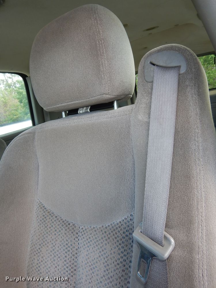 image for item DK1777 2006 Chevrolet Suburban 1500  SUV