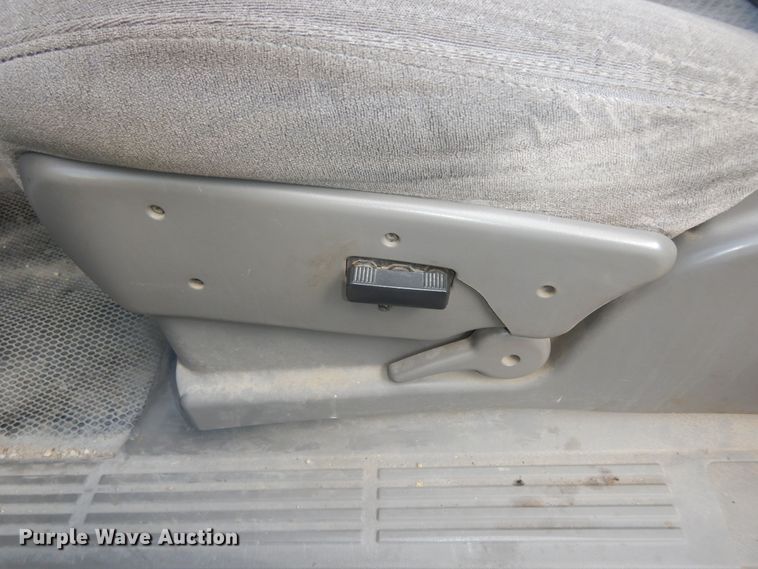 image for item DK1777 2006 Chevrolet Suburban 1500  SUV