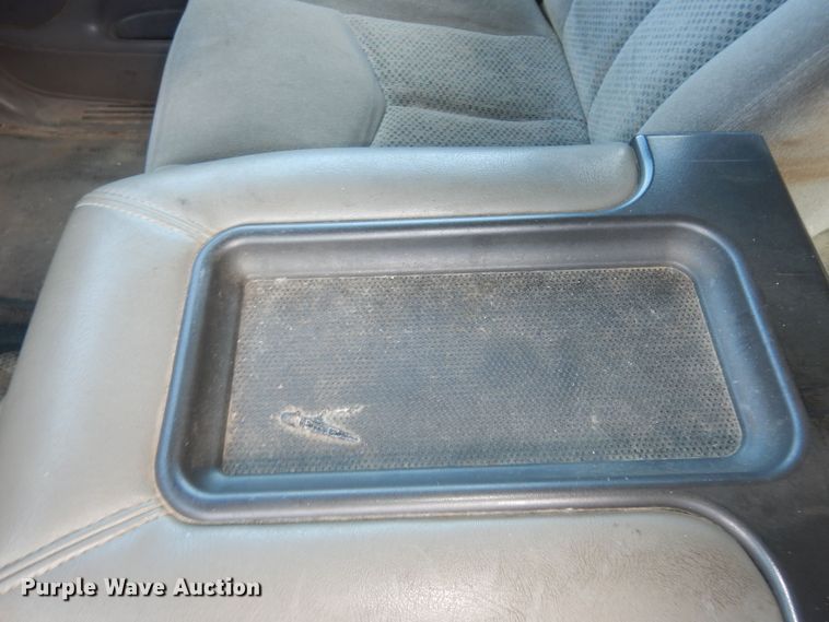 image for item DK1777 2006 Chevrolet Suburban 1500  SUV