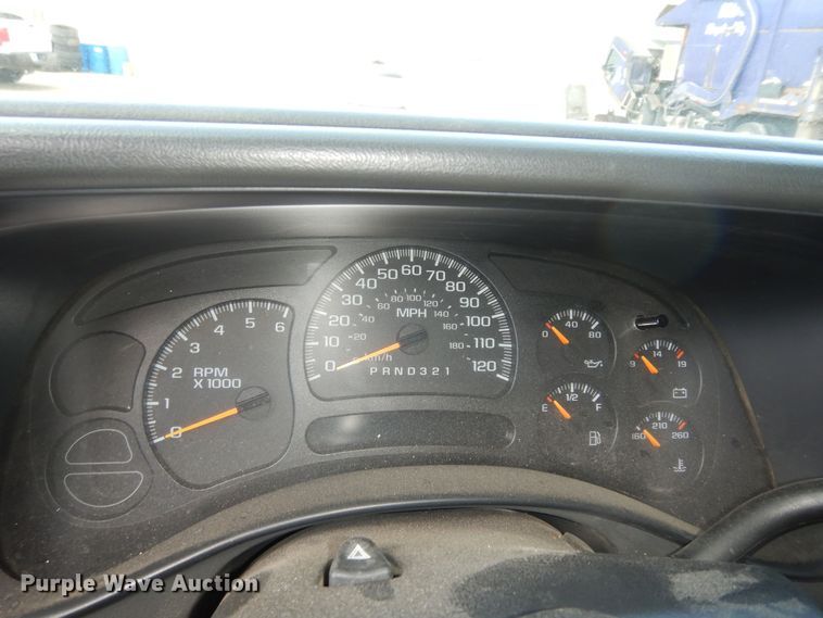 image for item DK1777 2006 Chevrolet Suburban 1500  SUV