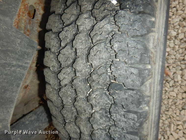 image for item DK1777 2006 Chevrolet Suburban 1500  SUV