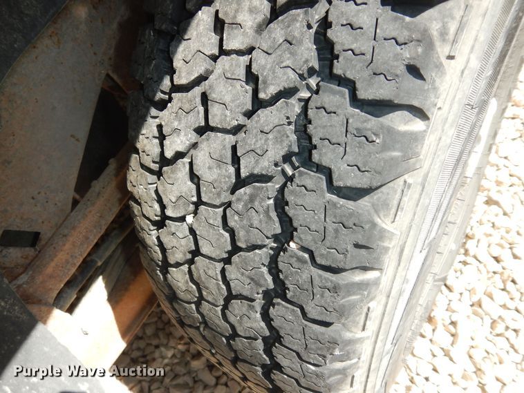 image for item DK1777 2006 Chevrolet Suburban 1500  SUV