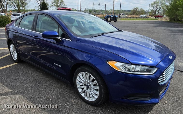 image for item DK1783 2016 Ford Fusion Hybrid