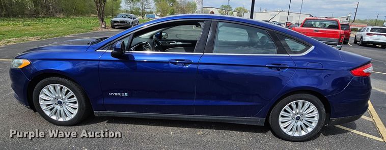 image for item DK1783 2016 Ford Fusion Hybrid