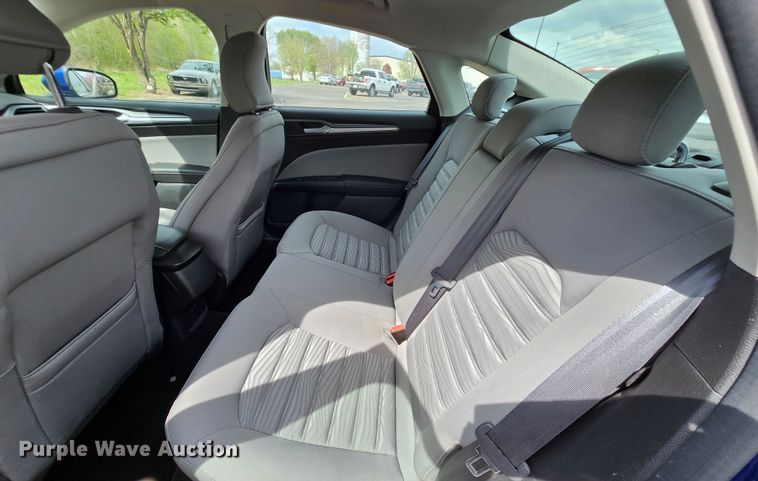 image for item DK1783 2016 Ford Fusion Hybrid