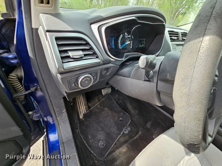 image for item DK1783 2016 Ford Fusion Hybrid