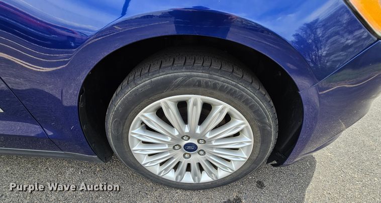 image for item DK1783 2016 Ford Fusion Hybrid