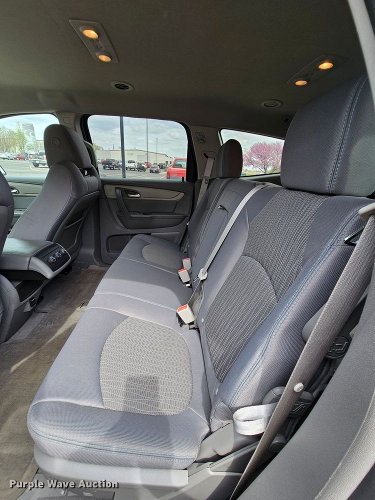 image for item DK1786 2014 Chevrolet Traverse LS  SUV